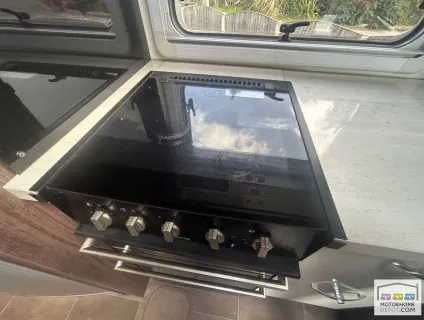 Burstner Argos 747 2016