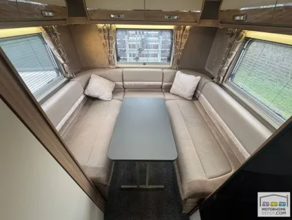 Swift Bessacarr  596 2018