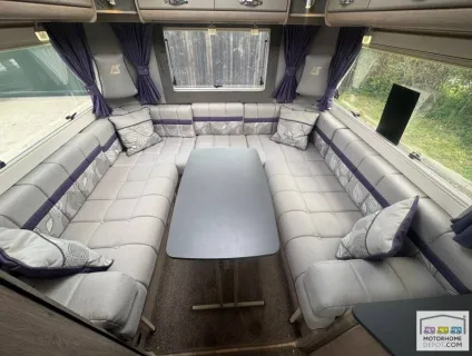 Auto-Sleepers Broadway EL 2022