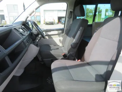 Volkswagen T30 Transporter Highline  2022