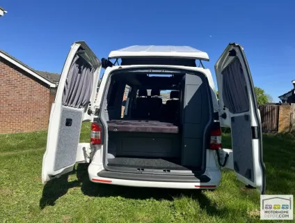 Volkswagen T5 Transporter   2015