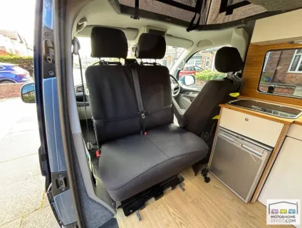 Volkswagen T30 Transporter Highline  2018