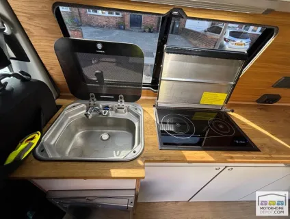 Volkswagen T30 Transporter Highline  2018