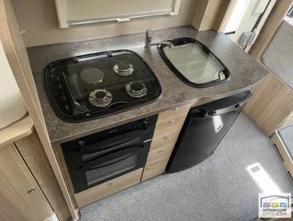 Elddis Chatsworth 194 2019