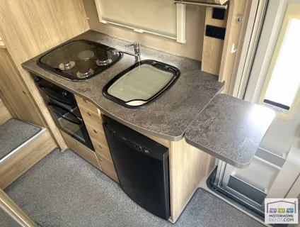 Elddis Chatsworth 194 2019