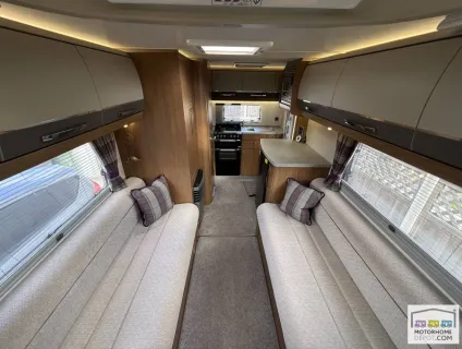 Auto-Trail Tracker EKS 2018