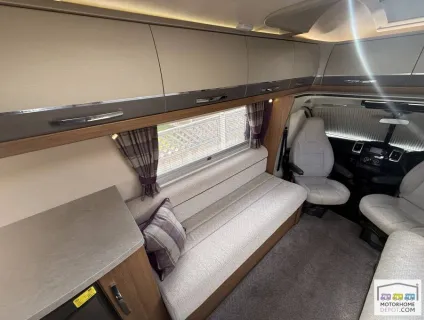 Auto-Trail Tracker EKS 2018
