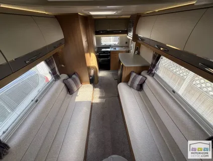 Auto-Trail Tracker EKS 2018