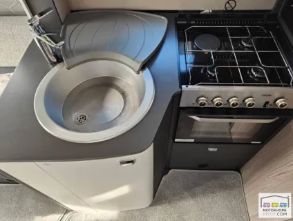 Swift Escape 614 Hi-Style 2024