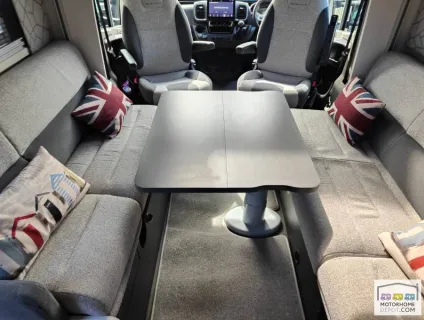 Swift Escape 614 Hi-Style 2024