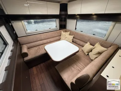 Concorde Carver  890 RRL  2017