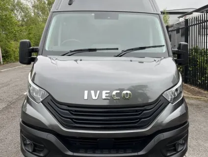 Iveco Daily Hi-Matic Race van 2023