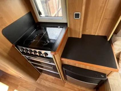 Auto-Trail Apache 634 2010
