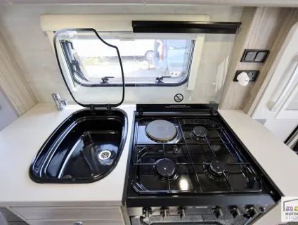 Elddis Autoquest  150 2023