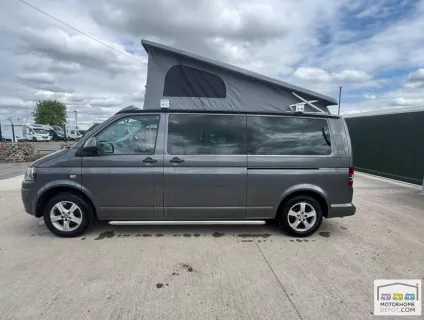 Volkswagen T5 Transporter  LWB T30  2012
