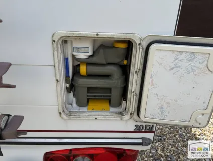 Elddis Autoquest  100 2006