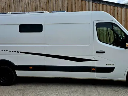 Nissan NV400   2013