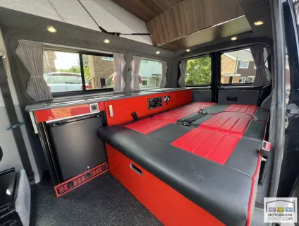Volkswagen Transporter  2010