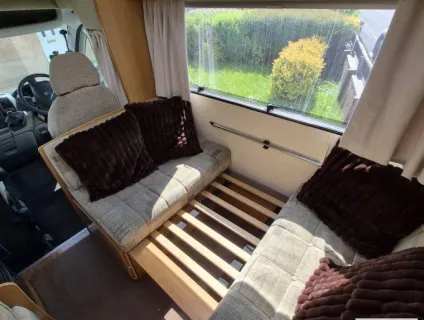 Elddis Autoquest  100 2008