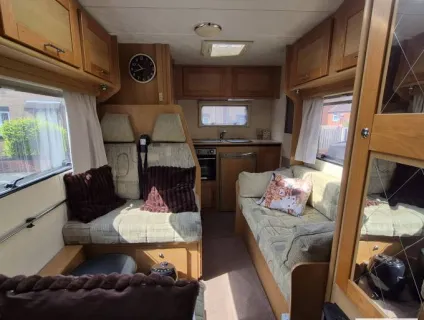 Elddis Autoquest  100 2008