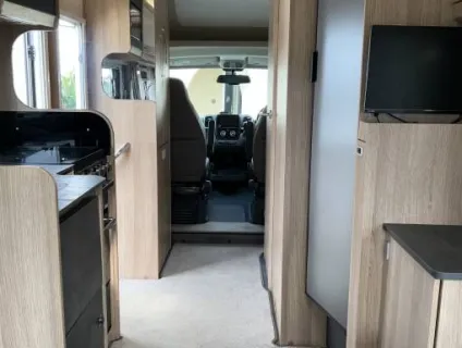 Auto-Trail Tracker  2023