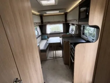 Auto-Trail Tracker  2023