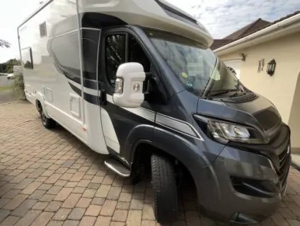 Auto-Trail Tracker  2023