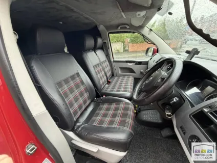Volkswagen T5 Camper  2010
