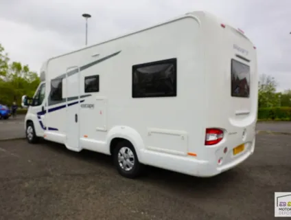 Swift Escape 674 2017