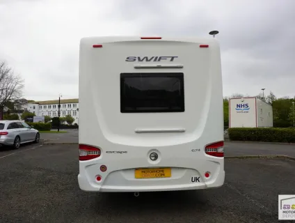 Swift Escape 674 2017