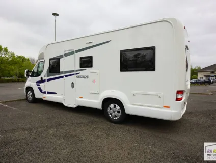 Swift Escape 674 2017