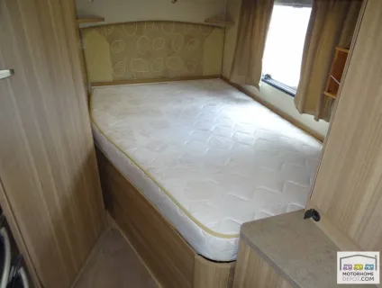 Bessacarr E450  2012