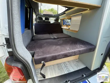 Volkswagen T6.1  2021