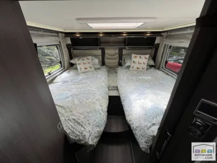 Burstner Grand Panorama  i915 2015