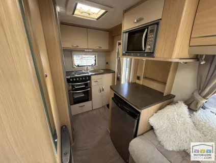Bessacarr E410   2010
