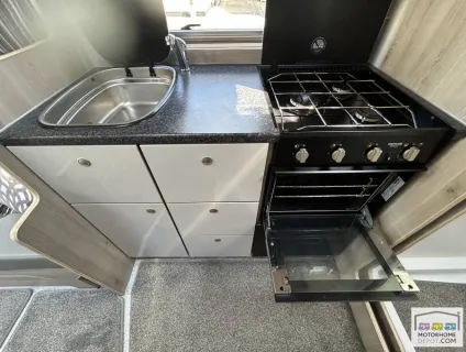 Shire Homes Phoenix XL 2020