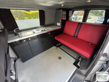 Volkswagen T5.1   2011