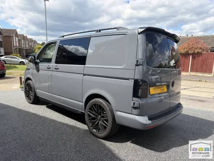 Volkswagen T6.1 Transporter Highline  2022