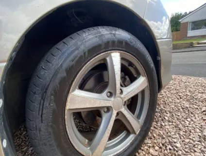 Toyota Alphard  2005