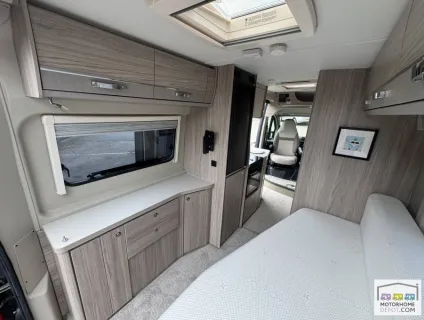 Elddis Supreme CV60 2021