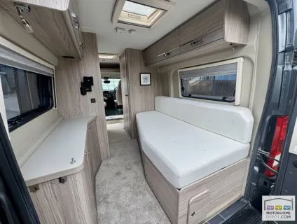 Elddis Supreme CV60 2021