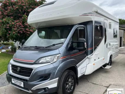 Auto-Trail Tracker FB 2014