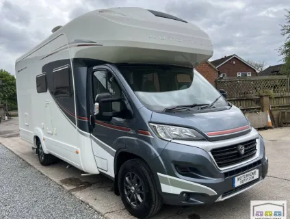 Auto-Trail Tracker FB 2014