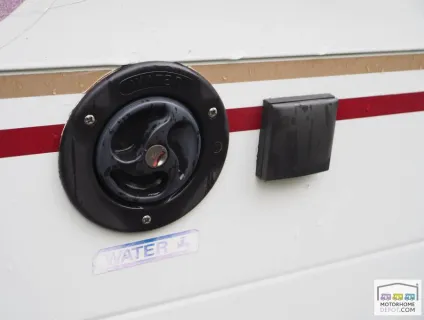 Elddis Sunseeker 100 2006