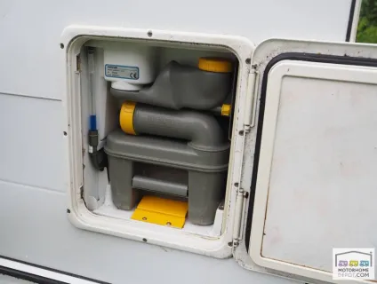 Elddis Sunseeker 100 2006