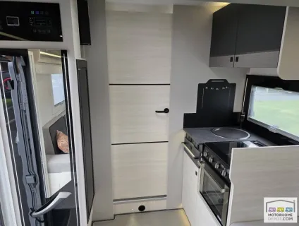 Chausson Titanium Ultimate  720  2023