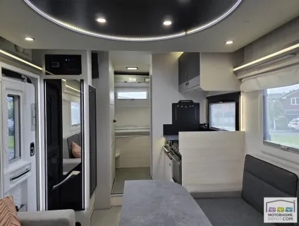 Chausson Titanium Ultimate  720  2023
