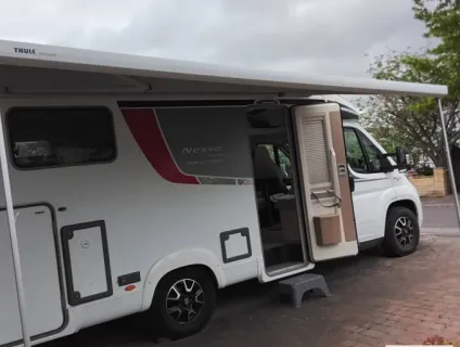 Burstner Nexxo Sovereign T690G 2017
