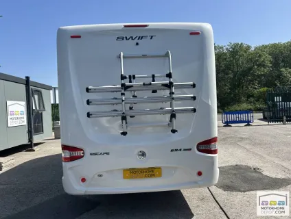 Swift Escape 694 2021