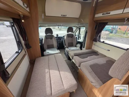 Swift Esprit 484 2015